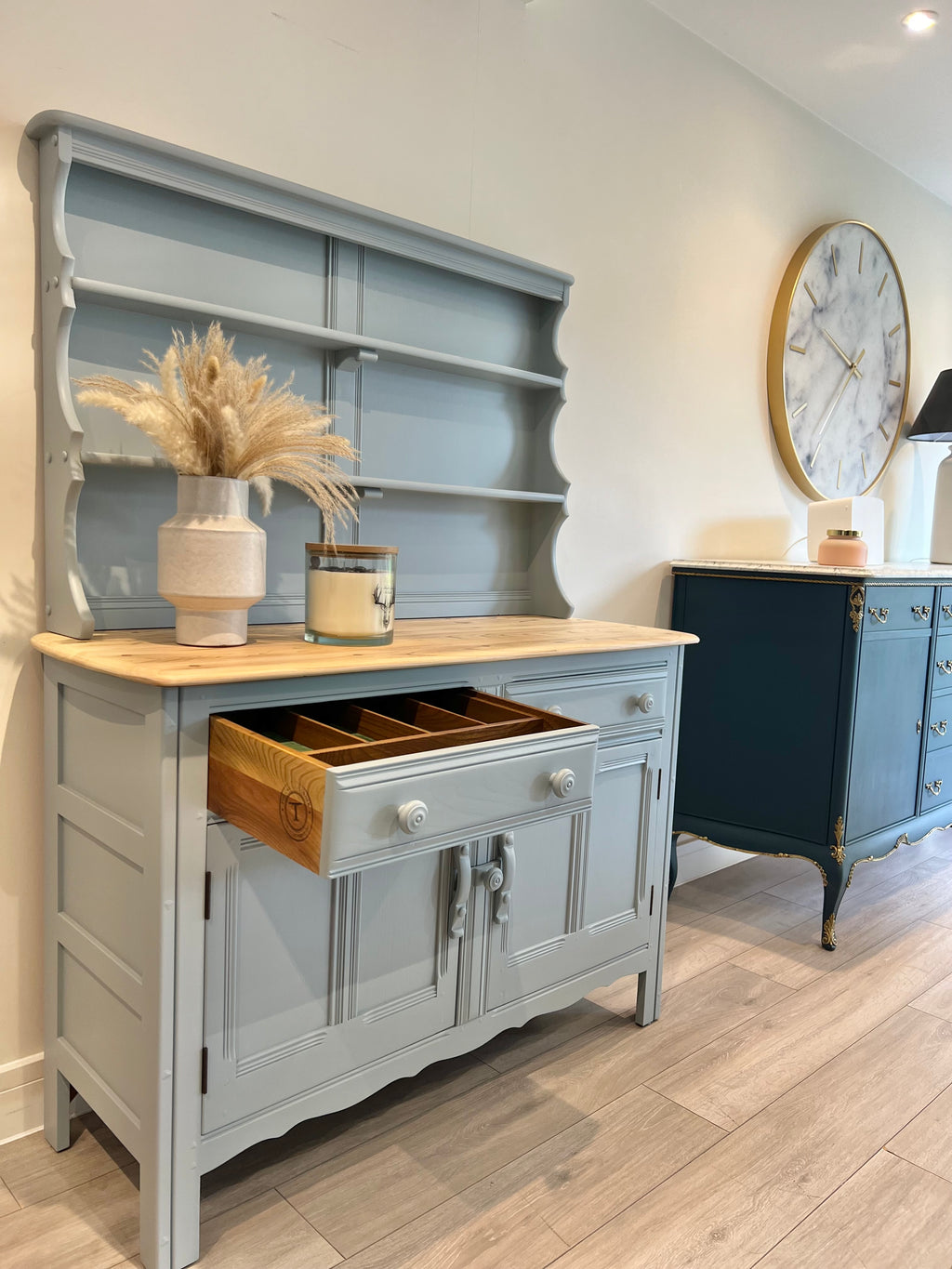 Welsh Dresser – Elegant Storage with Heritage Style