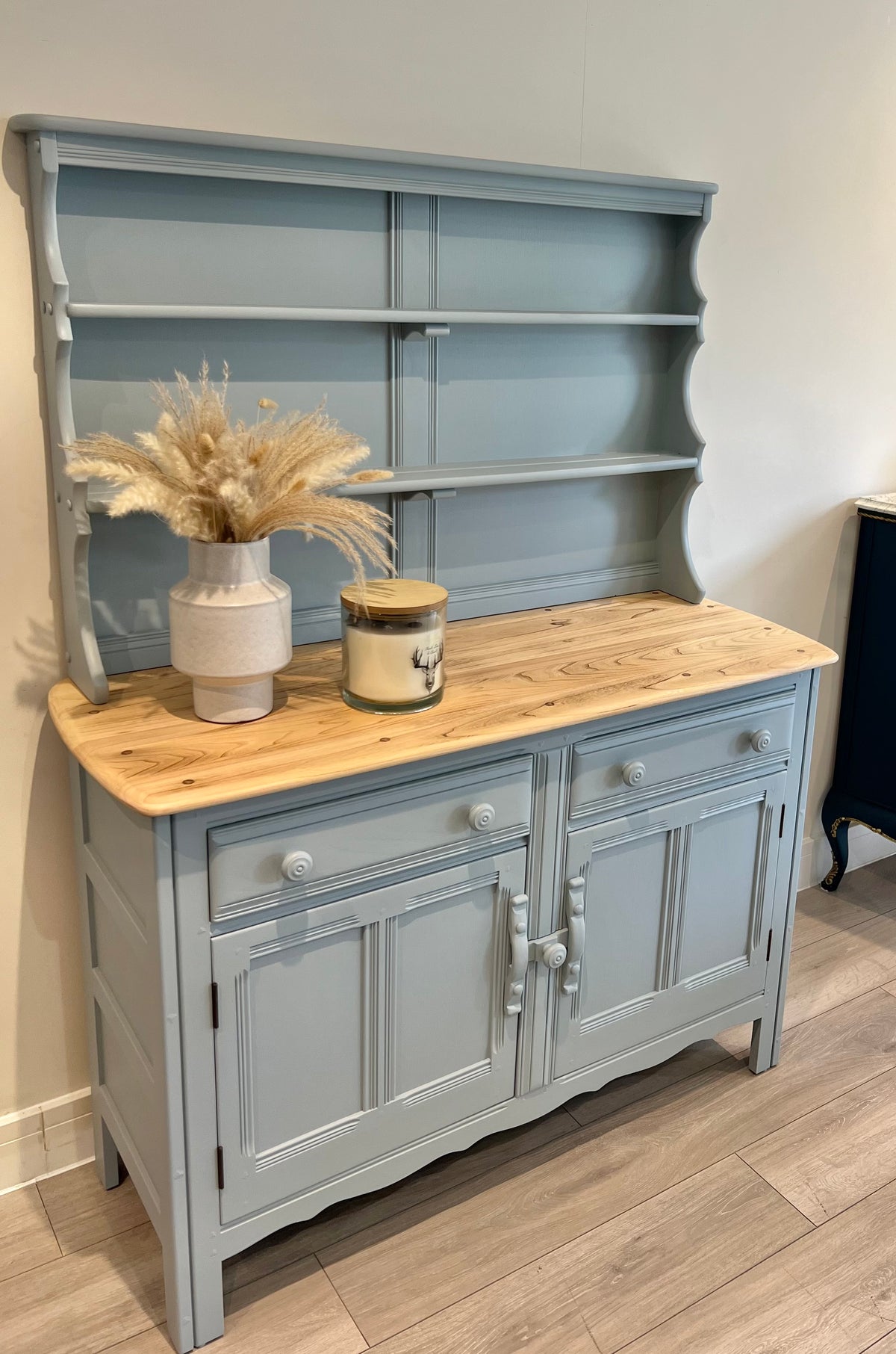 Welsh Dresser – Elegant Storage with Heritage Style