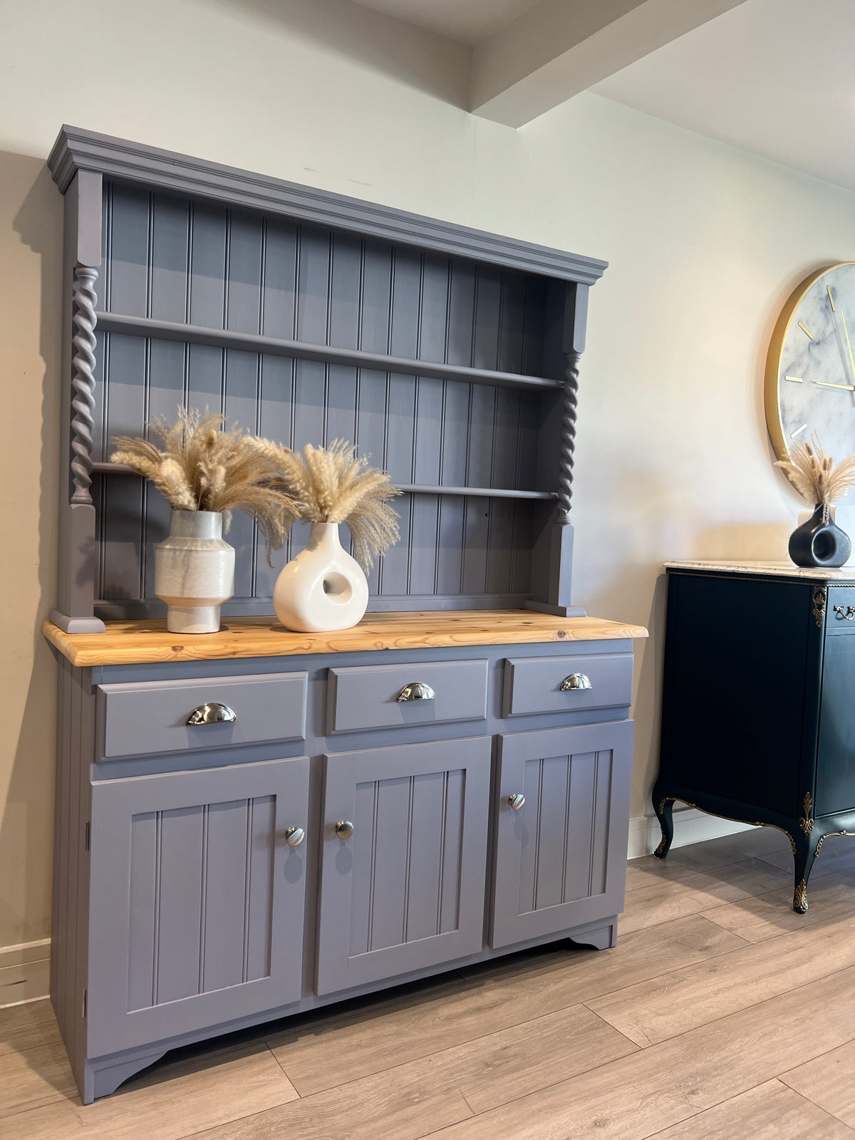Dresser with barley twist detail