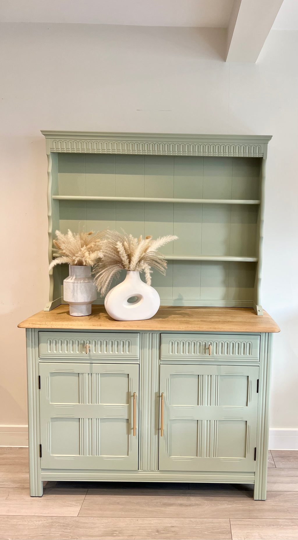 Dresser – 3 Sizes Available | Fully Bespoke Colour & Handle Options