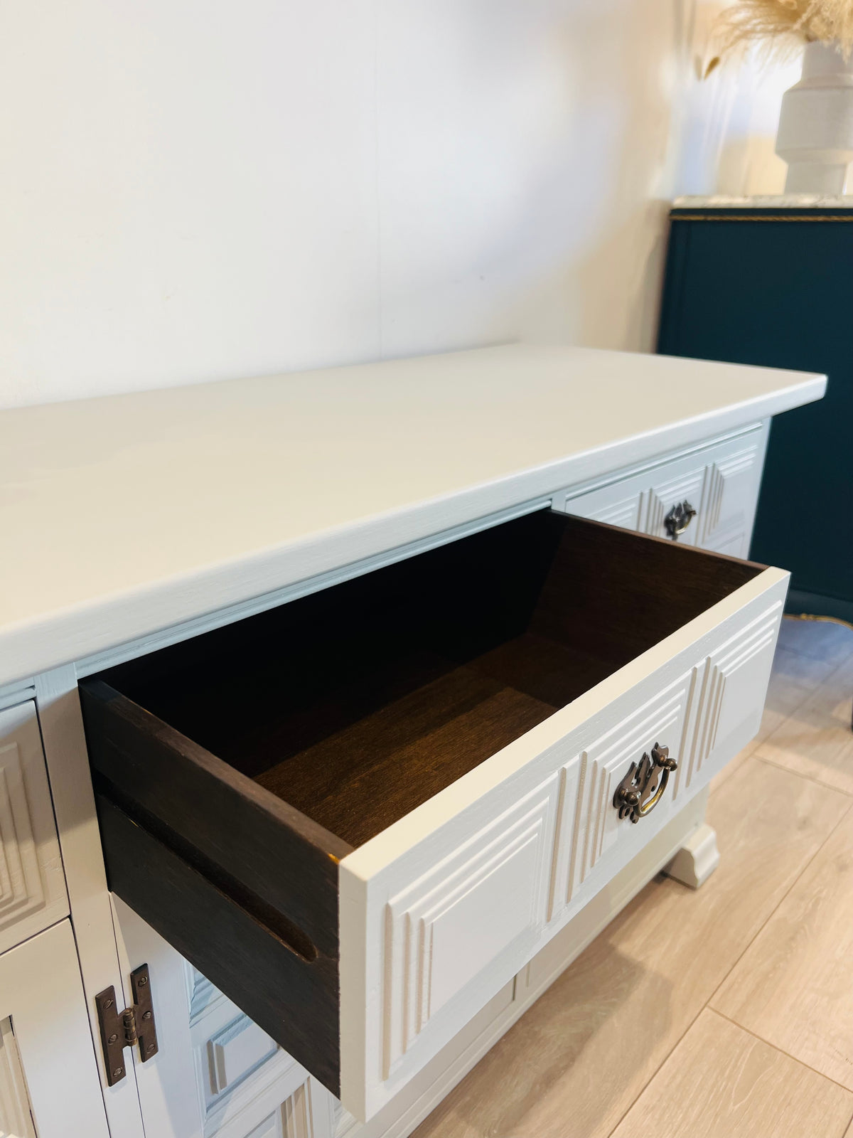 Sideboard – Classic Wood Furniture, Bespoke Handles