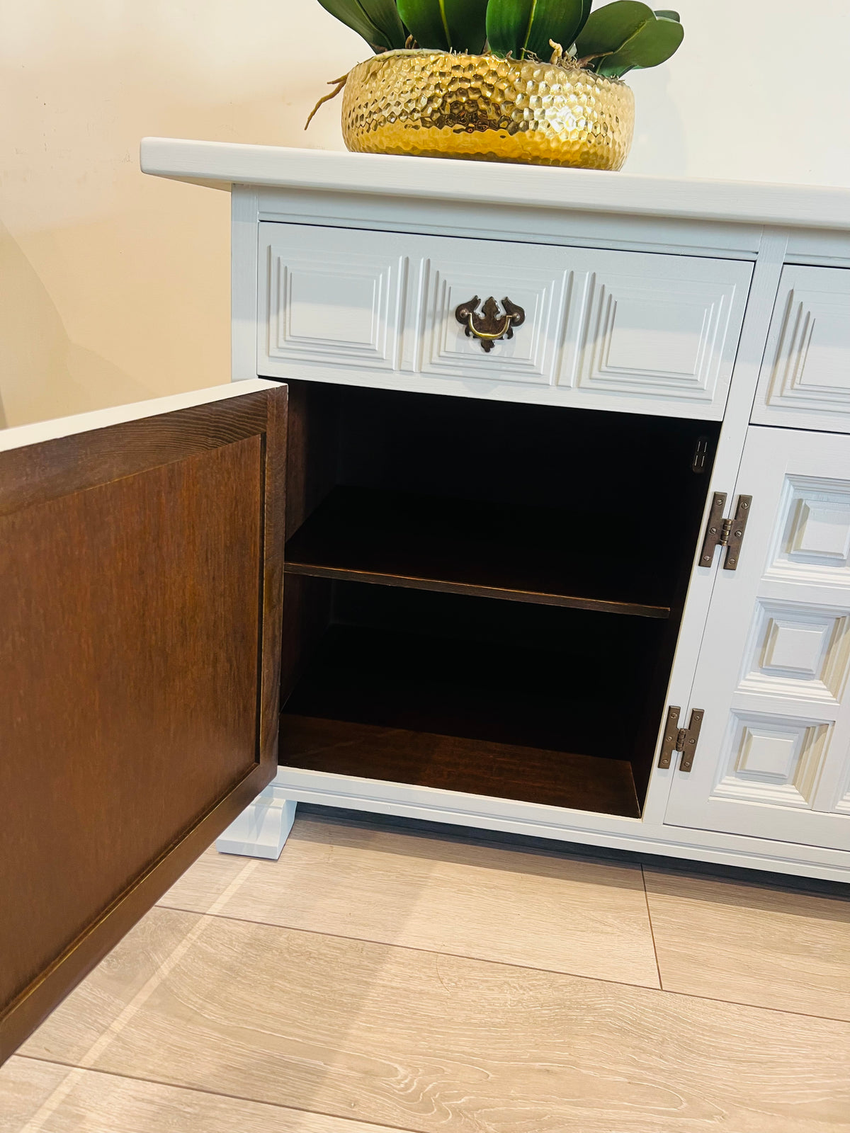 Sideboard – Classic Wood Furniture, Bespoke Handles