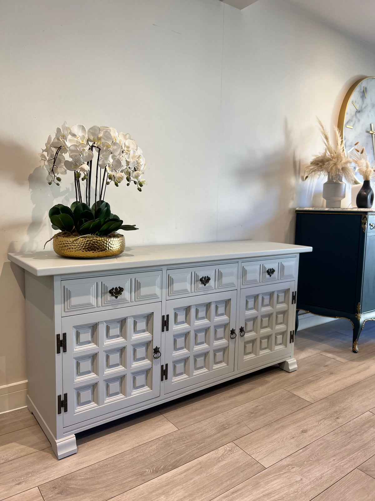 Sideboard – Classic Wood Furniture, Bespoke Handles